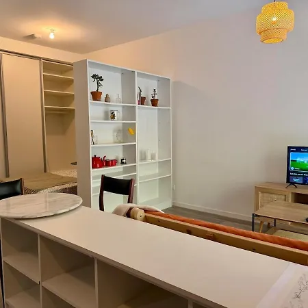 Cosy Bord De Апартаменты Le Poire-sur-Vie